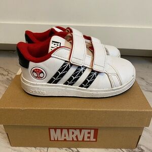 Adidas Spider-Man marvel sneakers